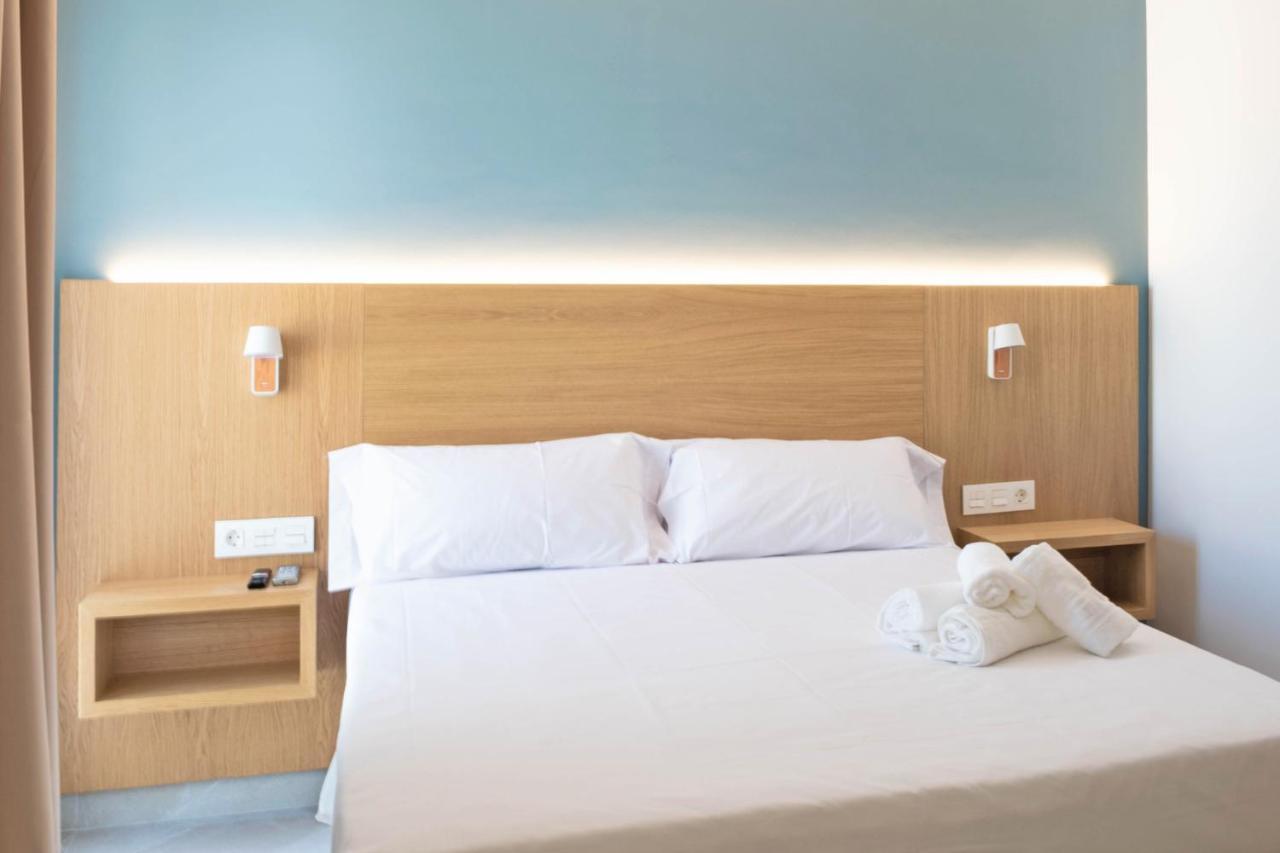 קוניל דה לה פרונטרה Rio Salado Conil Hostal מראה חיצוני תמונה