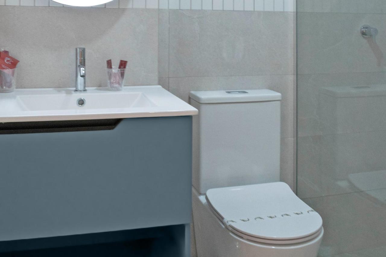 קוניל דה לה פרונטרה Rio Salado Conil Hostal מראה חיצוני תמונה